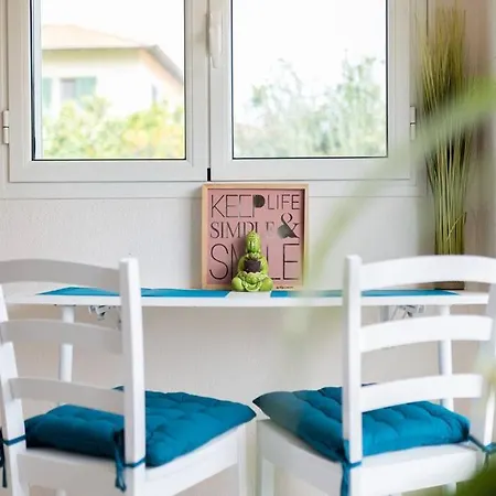 Confortable Studio A 5 Min De La Mer, Quartier De Carras Appartement *